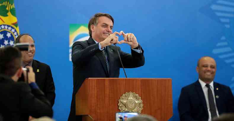 Bolsonaro insufla manifestao contra o Congresso e o STF marcada para 15 de maro(foto: MARCOS CORREA/PR)