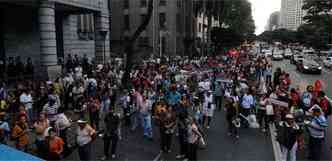 Manifestantes respeitaram ontem a liminar que impede o bloqueio de vias(foto: Tlio Santos/EM/D.A Press)