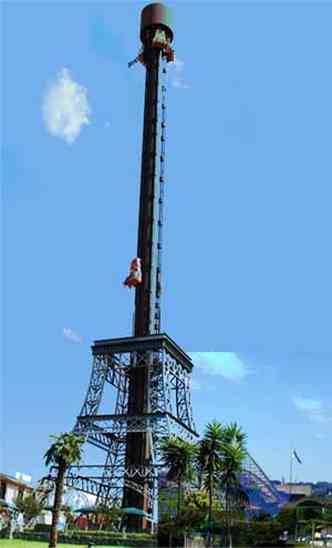 A altura do brinquedo Torre Eiffel equivale a um prdio de 23 andares. A subida  feita em 5 m por segundo e a velocidade da queda  de 94 km/h(foto: Divulgao)