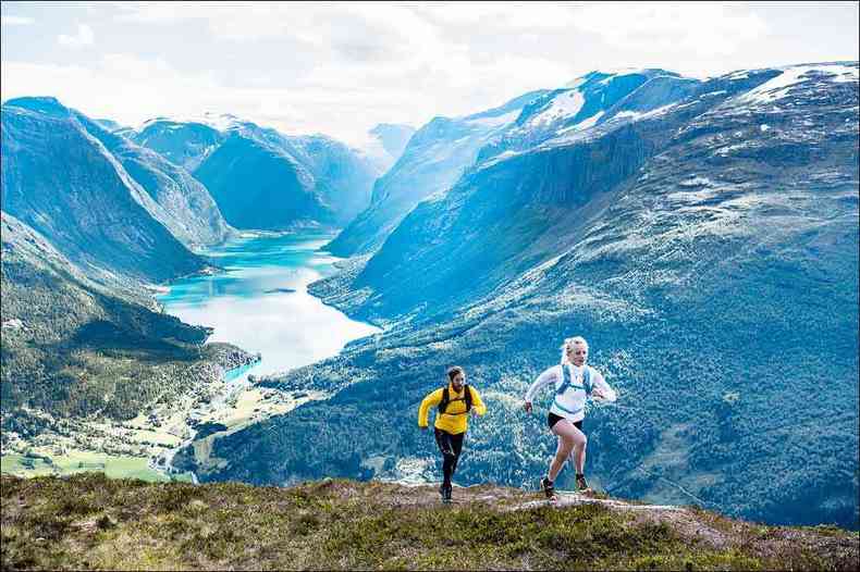 Recortada por centenas de fiordes, a Noruega se destaca como destino de aventura(foto: Mattias Fredriksson// Divulgao )