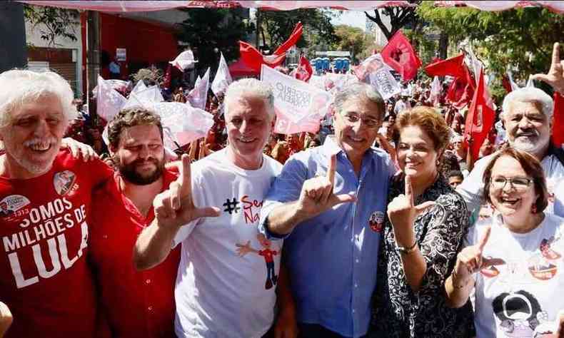 Pimentel e Dilma defenderam a participao de Lula na campanha eleitoral(foto: Reproduo Twitter Dilma Rousseff)