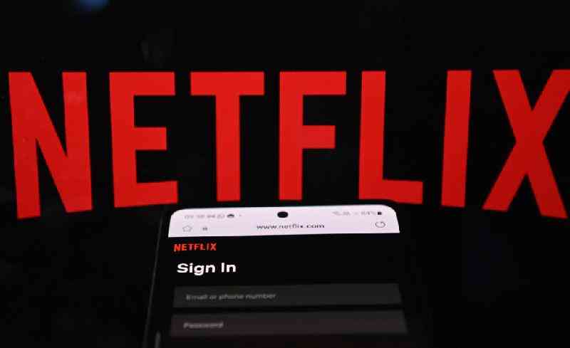 URGENTE: Netflix começa a cobrar R$12,90 por cada assinante que
