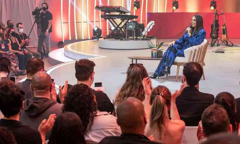 Ivete Sangalo conversa com a plateia em seu programa Pipoca com Iivete, na Globo