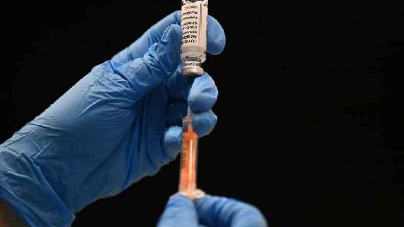 Alguns pases europeus acreditam que o imunizante de Oxford no foi foi suficientmente testado em adultos com mais de 65 anos(foto: Getty Images)