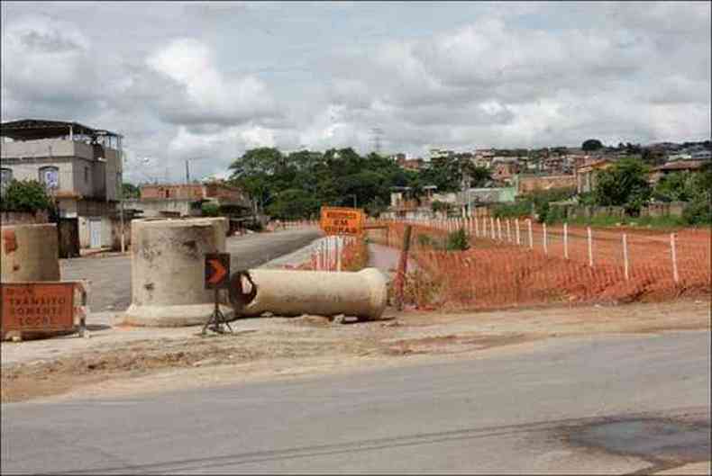 Apenas 10% dos municpios mineiros tm o plano de saneamento, essencial para a obteno de recursos (foto: Edsio Ferreira/EM/D.A Press)