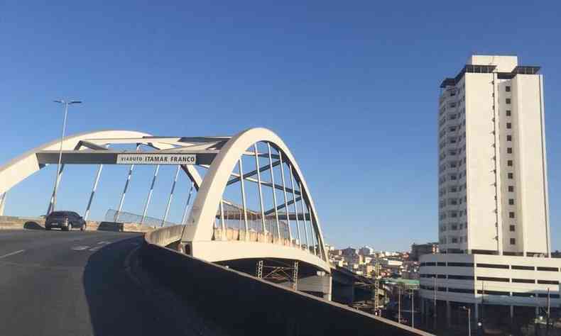 Vista do viaduto Itamar Franco em Belo Horizonte(foto: Edesio Ferreira/EM/D.A Press)