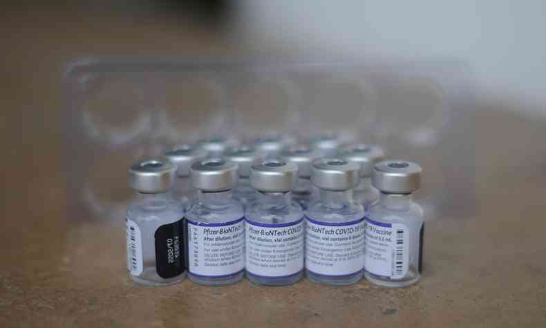 Ampolas de vacina