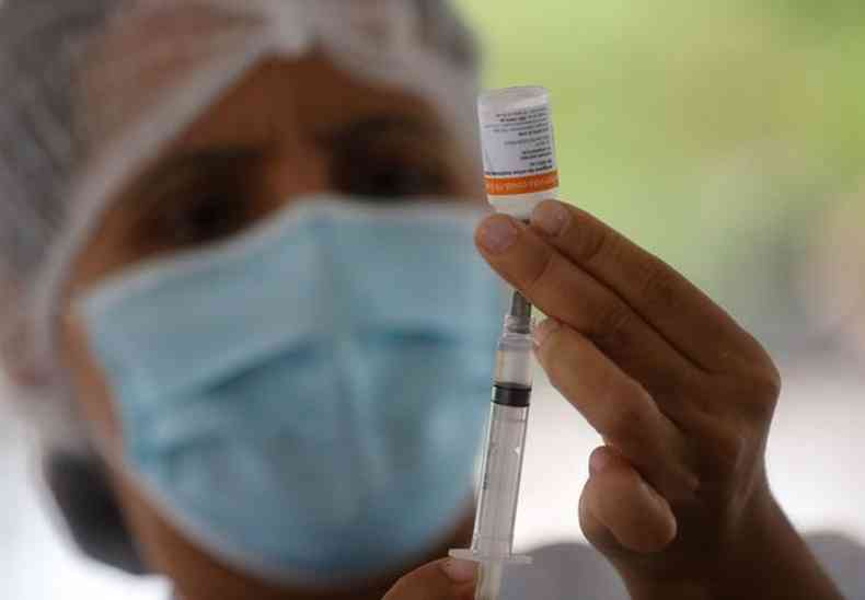 Prefeitura Municipal Rio Novo confirmou aplicao de 3 dose de vacinas em pelo menos duas pessoas(foto: Tnia Rgo/Agncia Brasil)