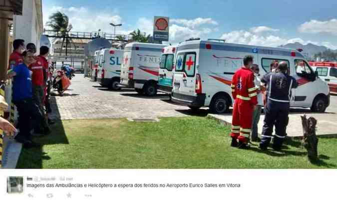 Um internauta postou imagens das ambulncias a espera dos feridos no Aeroporto Eurico Salles, em Vitria(foto: Reproduo/Twitter)