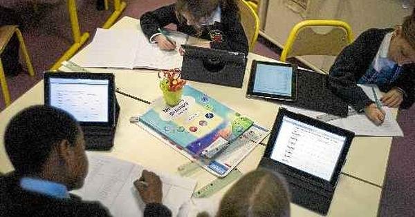 Há outras prioridades, diz ministro sobre ação contra internet nas escolas - Vimarsana News