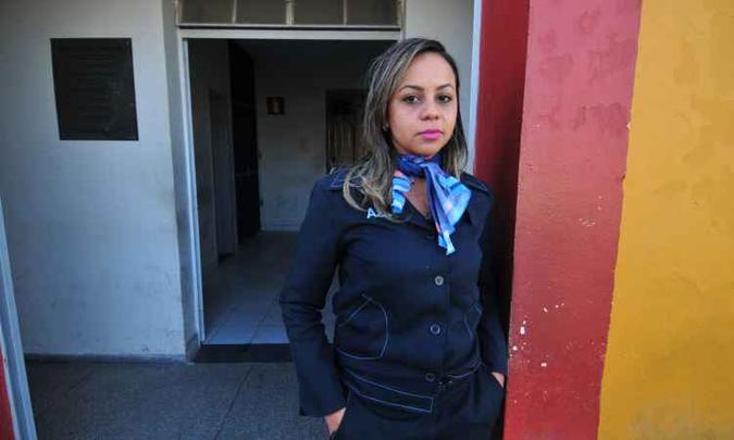 Aline Tatiane Campos, funcionária da Azul Linhas Aéreas, conta que ficou chocada com a atitude do cliente(foto: Alexandre Guzanshe/EM/D.A Press) Aline Tatiane Campos, funcionária da Azul Linhas Aéreas, conta que ficou chocada com a atitude do cliente(foto: Alexandre Guzanshe/EM/D.A Press)