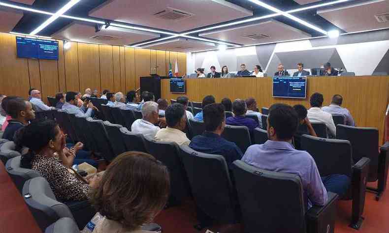 Encontro aconteceu na Assembleia Legislativa de Minas Gerais(foto: Divulgao/Rosngela Reis (Podemos))