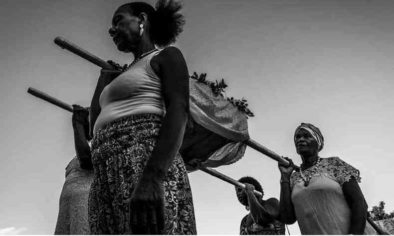 Dia Mundial da Fotografia: um ensaio sobre o cotidiano das mulheres do Quilombo Kaonge(foto: Educa Mais Brasil)