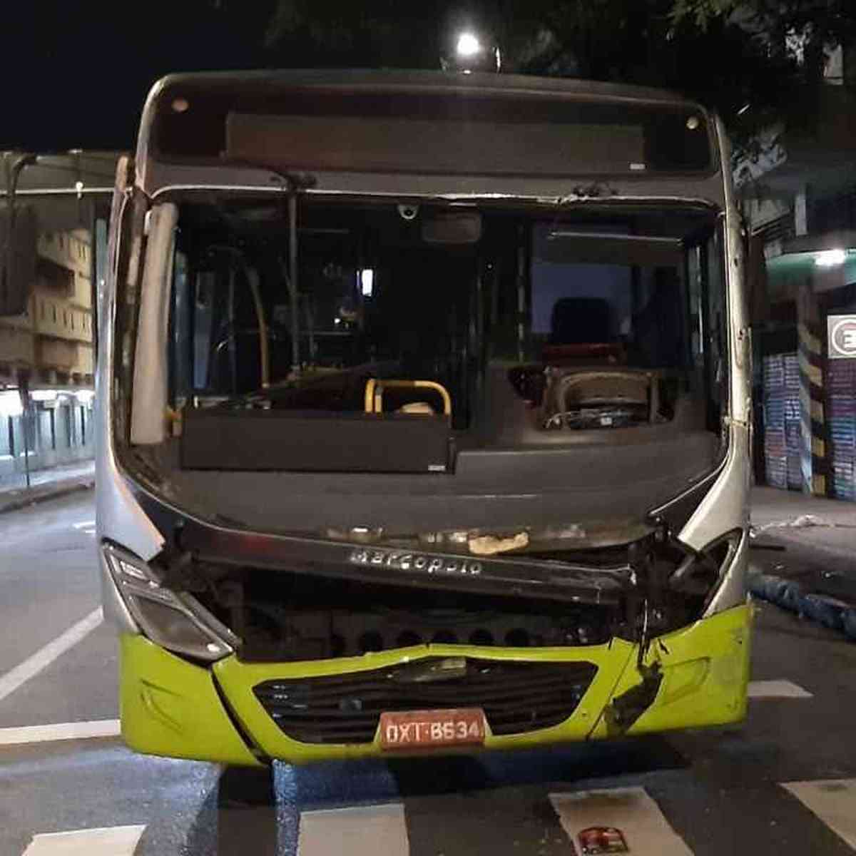 América: Vários ônibus saíram com torcedores do América