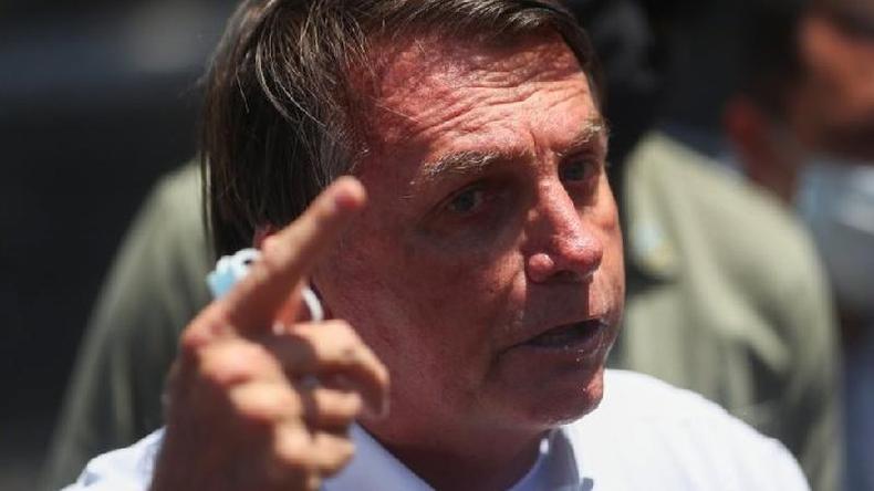 Mesmo quem j teve covid-19, como Bolsonaro, deve se vacinar, alerta infectologista(foto: Reuters)