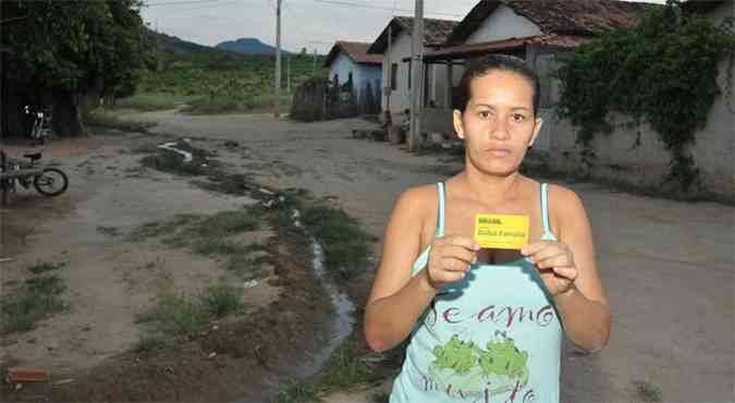 Alessandra Sandra Cardoso est grvida e recebe R$ 102 do bolsa famlia(foto: Marcos Michelin/EM/D.A Press)