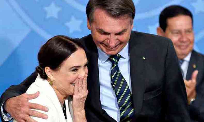 Em anncio no Palcio do Planalto, atriz mostrou bom entendimento com Bolsonaro, apesar da sada (foto: Antnio Cruz/Agncia Brasil)