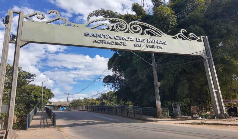Entrada de Santa Cruz de Minas