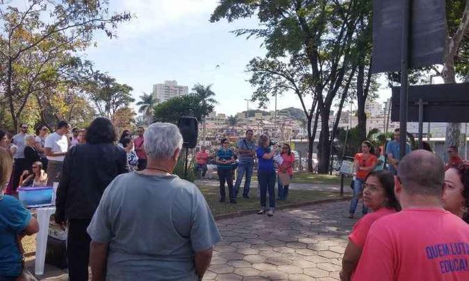 Greve dos servidores completa quatro meses na próxima segunda-feira(foto: Sindifes/Divulgação - 24/8/15) Greve dos servidores completa quatro meses na próxima segunda-feira(foto: Sindifes/Divulgação - 24/8/15)