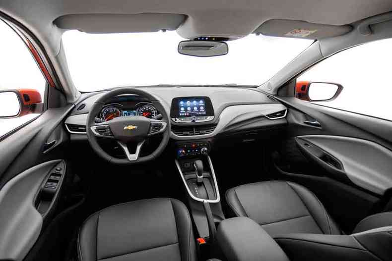 Interior foi todo renovado, dos bancos ao volante(foto: Chevrolet/Divulgao)