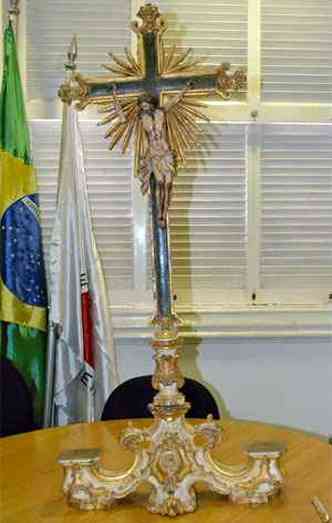 Objeto do sculo 18 foi roubado em Ouro Branco em 1994 e, posteriormente, vendido a um colecionador de So Paulo: mais de 20 anos depois, vai ser entregue hoje ao Museu Arquidiocesano de Arte Sacra de Mariana(foto: Divulgao/MPMG)