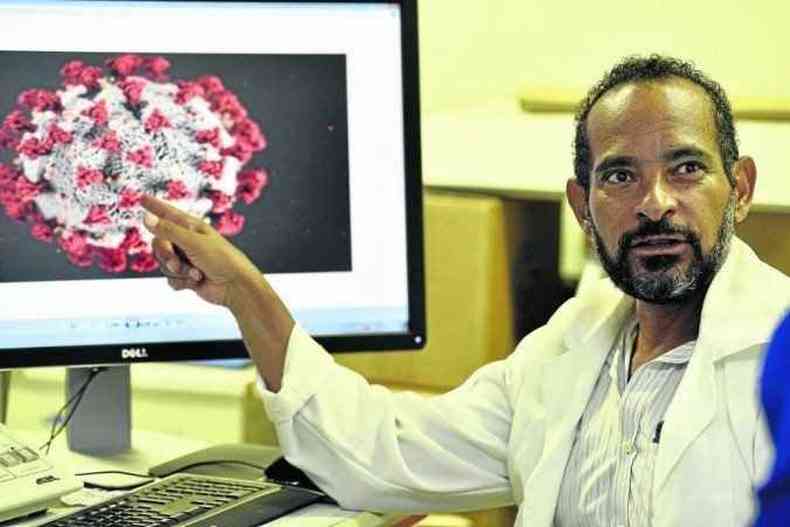 Bergmann Ribeiro  professor do Departamento de Biologia Celular da Universidade de Braslia (CEL/UnB)