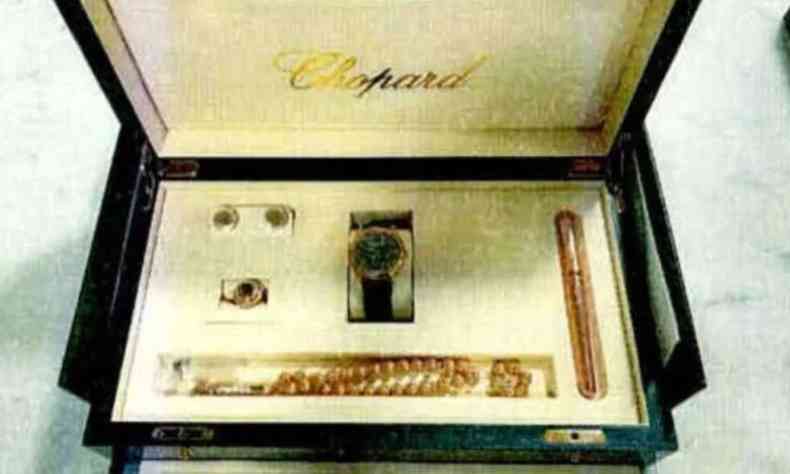 Relgio, caneta, abotoaduras e outros itens de luxo da Chopard