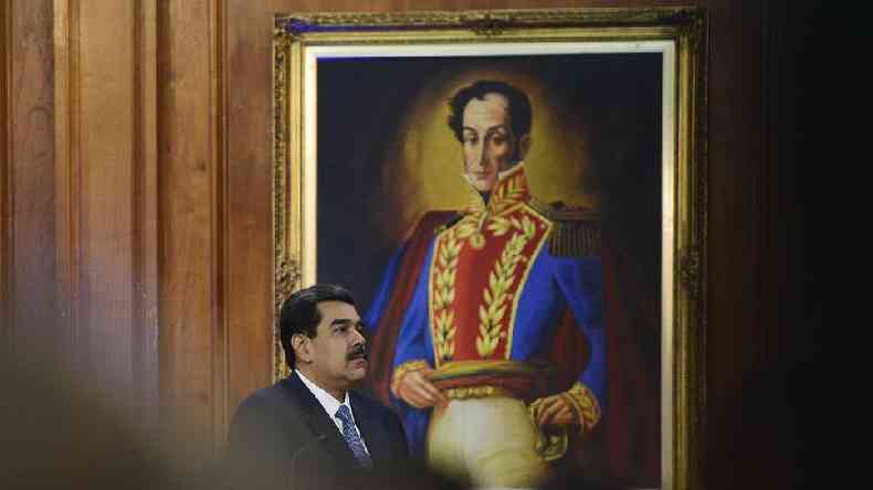 Nicols Maduro, assim como Chvez fez em seus dias, governou sob a figura de Bolvar(foto: AFP)