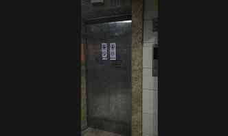 Imagem mostra o elevador onde a mulher ficou presa(foto: Reproduo internet)