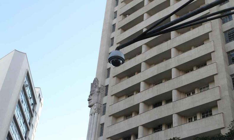 O flagrante ocorreu por meio das câmeras de segurança do sistema 'Olho Vivo'(foto: Edesio Ferreira/EM/D.A Press. Brasil. Belo Horizonte - MG) Câmera do sistema 'Olho Vivo'