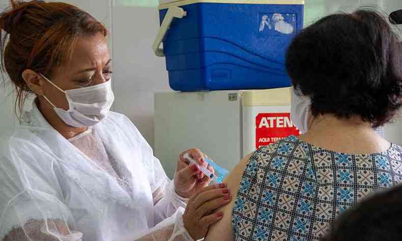 Em Governador Valadares, todas as vacinas foram usadas dentro do prazo de validade, garante a SMS(foto: Prefeitura de Governador Valadares/Divulgao)