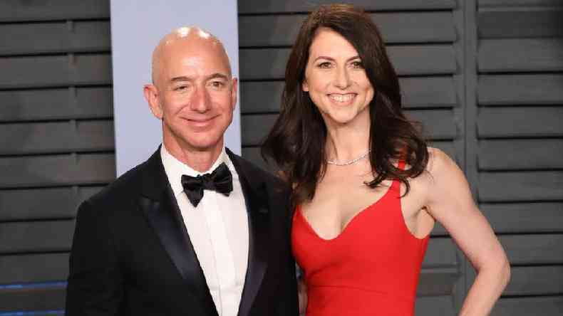 Mackenzie Scott tornou-se bilionria aps se divorciar do fundador da Amazon, Jeff Bezos(foto: Getty Images)