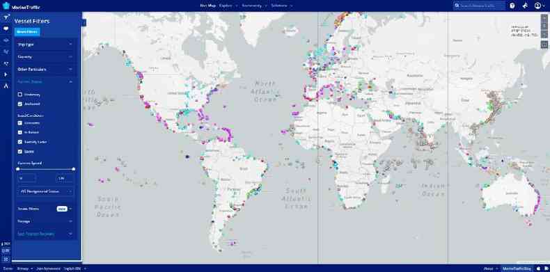 Captura de tela feita em 8 de dezembro de 2022 do mapa de navios ancorados no dia 1 de dezembro (1)