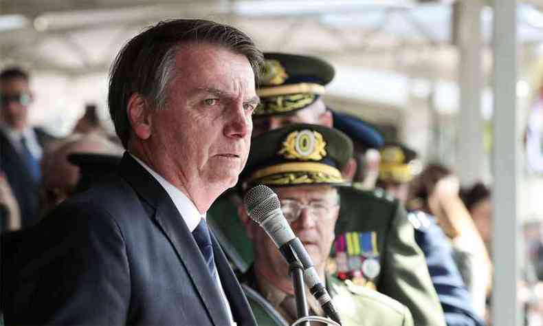 O presidente foi hostilizado pelos manifestantes que acompanhavam a votao(foto: Marcos Corra/PR)