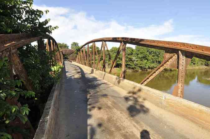 Ponte de ferro sobre o Rio das Velhas em Santo Hipólito, feita pela empresa americana Keystone Bridge Co., de Pittsburgh (PA)Juarez Rodrigues/EM/D.A. Press