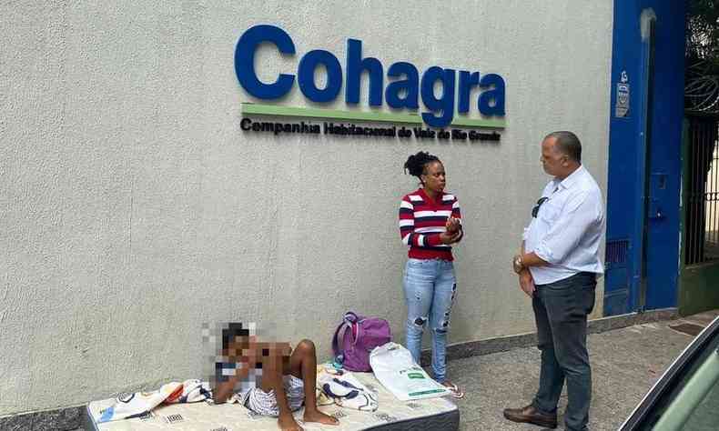 Michelle Santos conversa com o presidente da Cohagra, Davidson Chagas