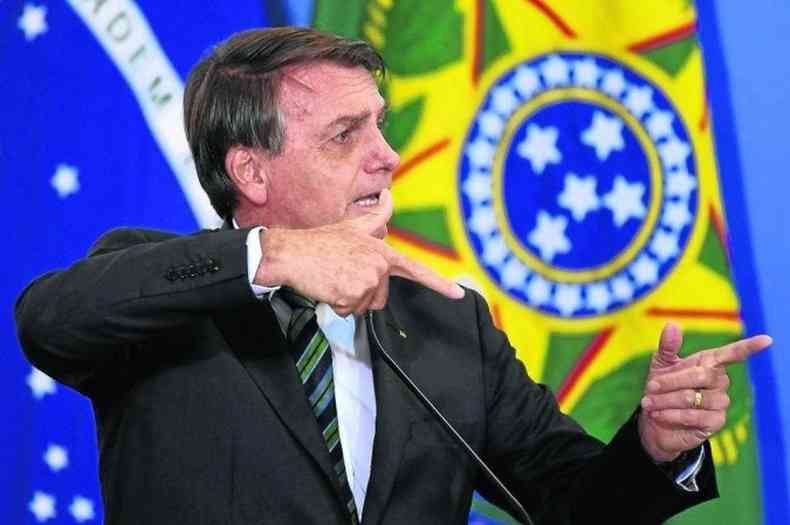 Bolsonaro mandou indiretas para governadores que pretendem impor medidas de restrio nos estados(foto: Evaristo S/AFP)