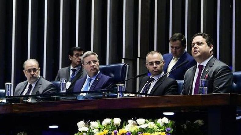 Mendon�a em cerim�nia no Senado em 2019; AGU ter� que convencer maioria dos senadores a aprovar seu nome ao STF(foto: Geraldo Magela/Ag�ncia Senado)