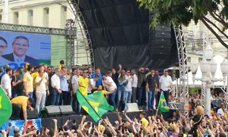 Comcio de Bolsonaro em Juiz de Fora 