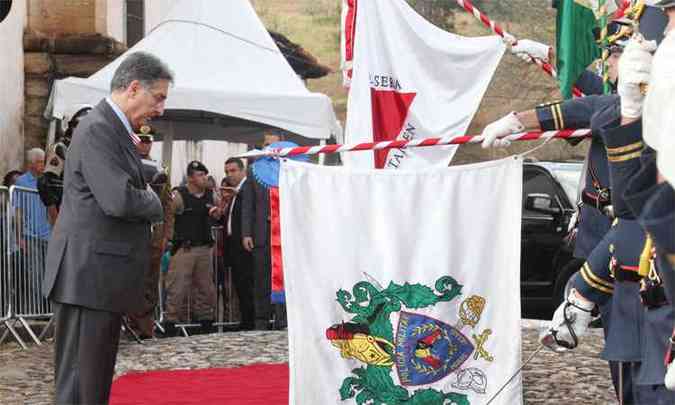 Governador Fernando Pimentel durante solenidade nesta quinta-feira em Mariana(foto: Carlos Alberto/Imprensa MG)