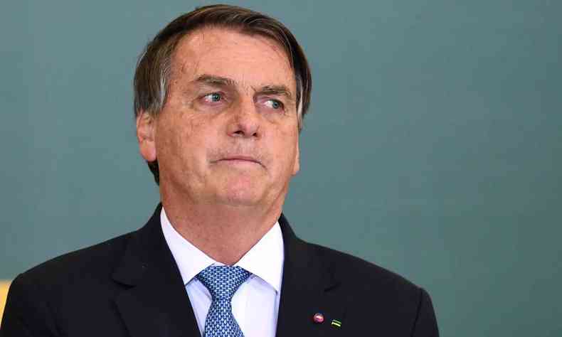 Presidente Bolsonaro em primeiro plano