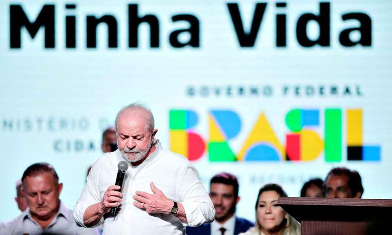 Lula assinou medida provisria para o programa Minha casa, minha vida