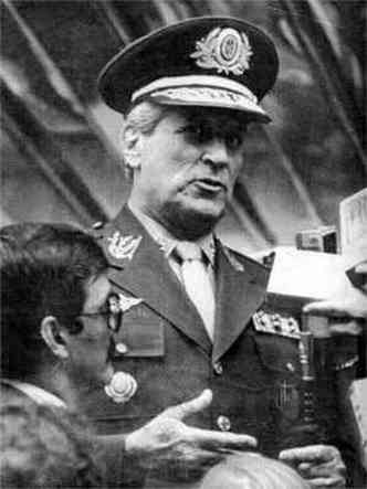 General Lenidas Pires Gonalves foi o primeiro ministro do Exrcito aps o fim da ditadura militar(foto: Elza Fiuza/Radiobras )