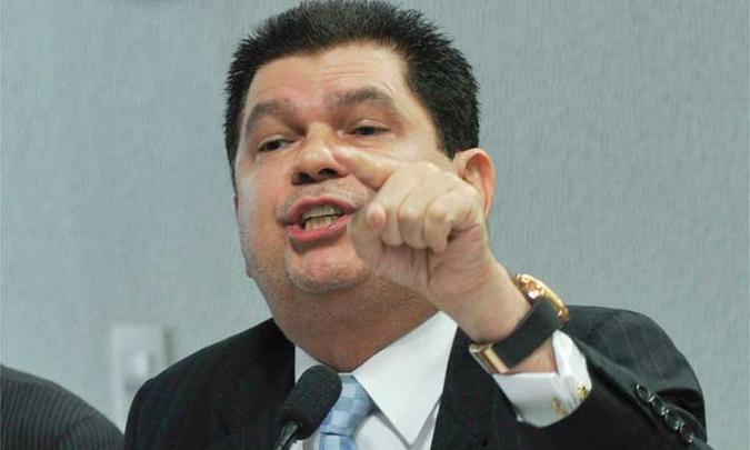 Mauro Benevides Filho(foto: Wikimedia Commons) Mauro Benevides Filho(foto: Wikimedia Commons)