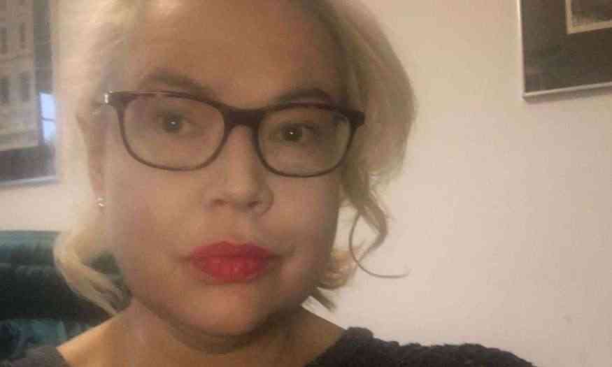  Jornalista morre depois de postar: 'indo para casa para morrer' 