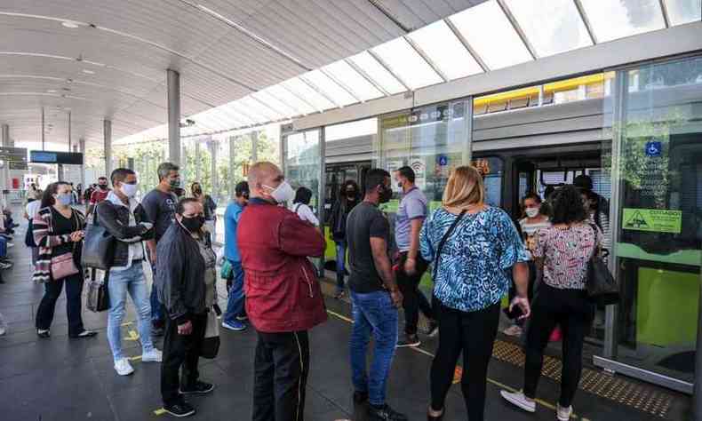 Número de passageiros no transporte público de BH aumentou consideravelmente com a reabertura do comércio, a partir de 25 de maio