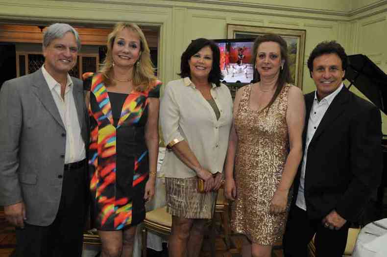 Eduardo Dolabella Vianna e Lucinha Guedes, Fernanda Salomo, Vivian Farah e Claudio Surette(foto: marcos vieira/EM/D.A PRESS)