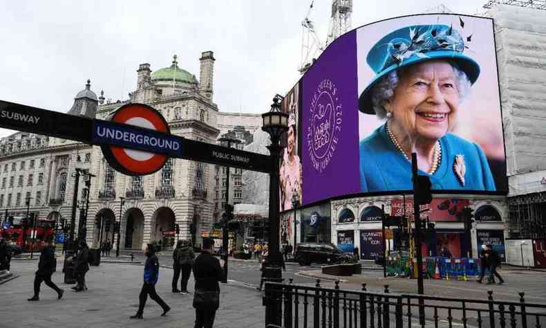 Em Londres, homenagem  rainha Elizabeth