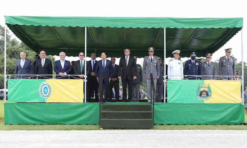 Governo Bolsonaro se caracterizou pelo número de militares em cargos de alto escalão(foto: Marcos Corrêa/Presidência da República)