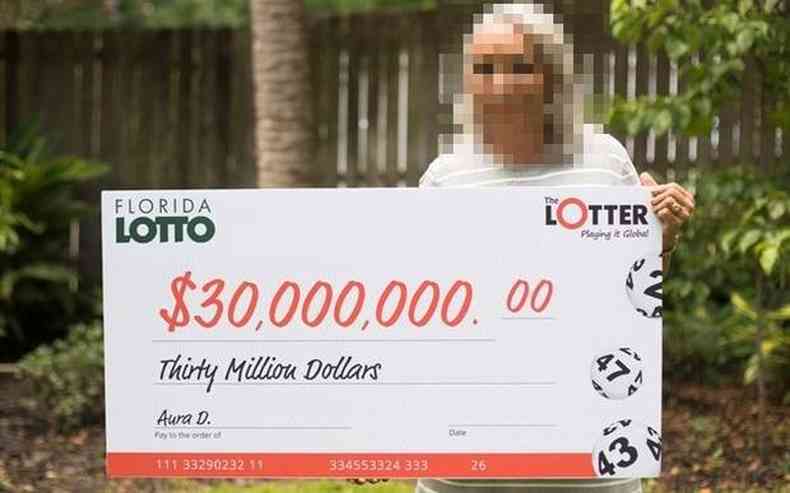 Uma aposentada do Panam ganhou 30 milhes de dlares jogando na loteria da Flrida